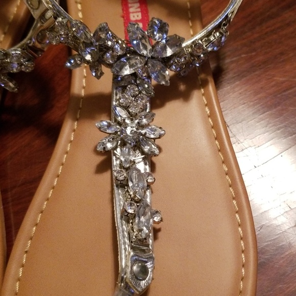 Sandals - Picture 3 of 4